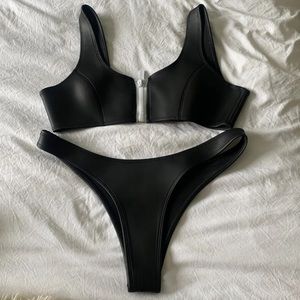 Hoaka swimwear bikini